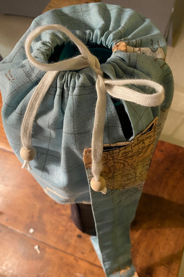axellou-creation-yoga-sac-tapis-groenland-fait-main-upcycling(3)