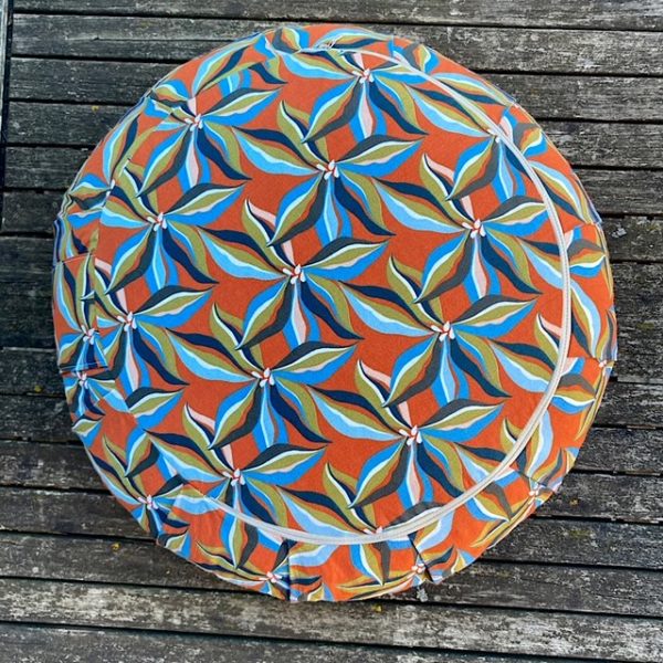 axelloucreation-zafu-hibiscus-orangé-yoga-fait-main-en-france(3)