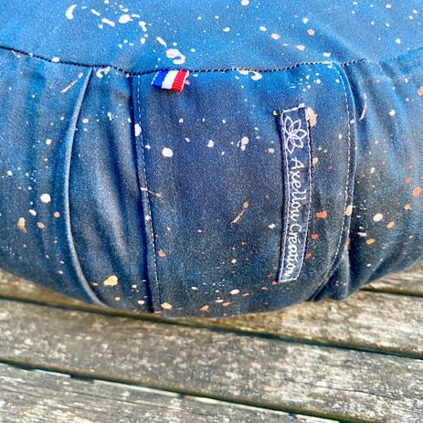 axelloucreation-zafu-galaxie-yoga-fait-main-en-france(2)